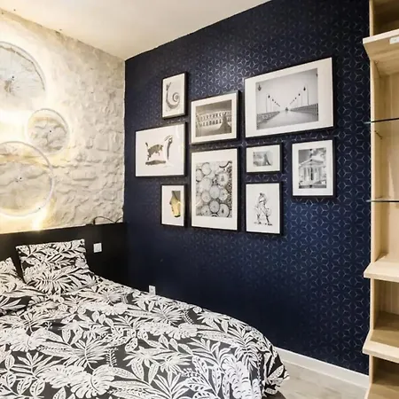 2 Pieces Centre-ville Equipe * Nimes